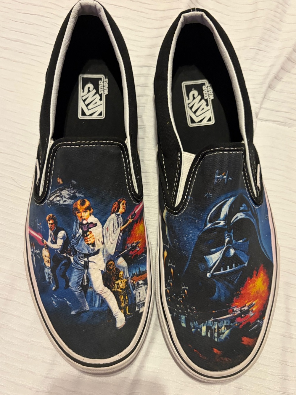 Vans X Star Wars Limited Edition Slip-On Canvas Sneakers w/Character Art Size 11 - Picture 3 of 3